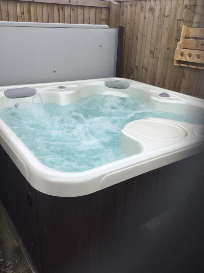 The Bothy & Hot Tub! Inverness Exteriér fotografie